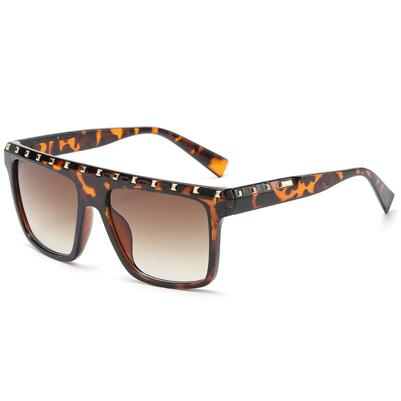 Wholesale PC Personalized Rivet Sunglasses for Men and Women